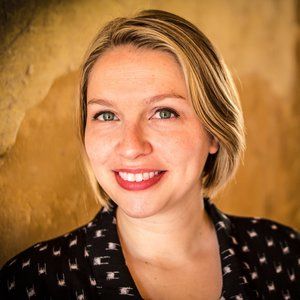 Meet your Posher, Alexandra